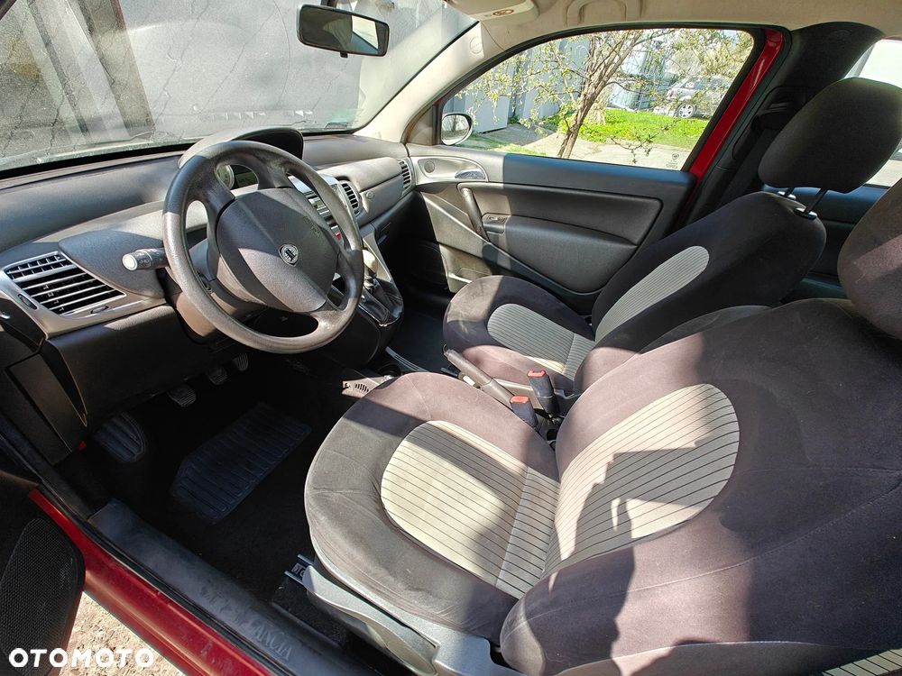 Lancia Ypsilon 1.4 16V Class - 2