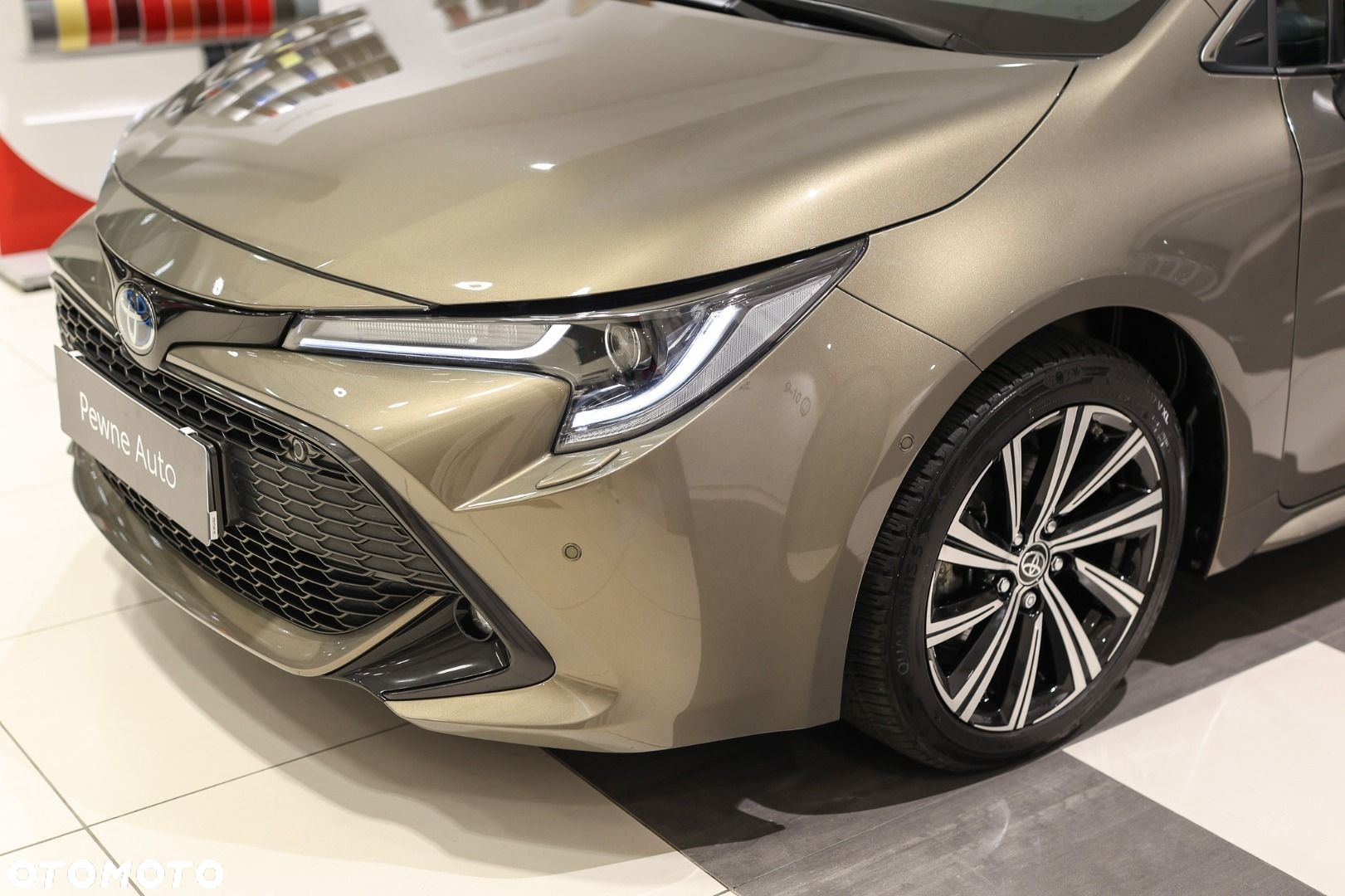 Toyota Corolla - 10