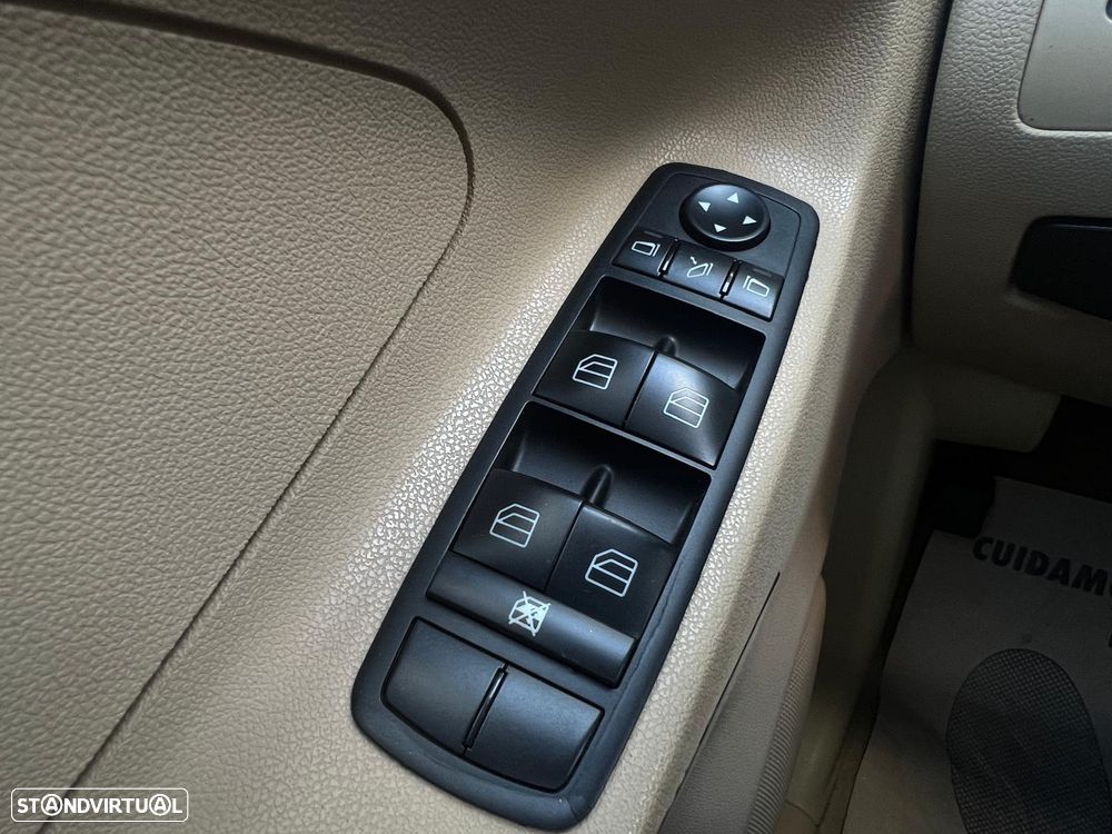 Mercedes-Benz ML 320 CDI - 42