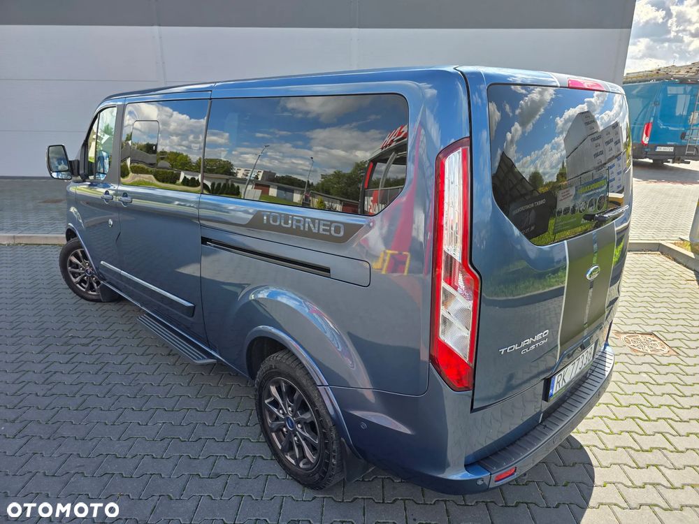 Ford Tourneo Custom 2.0 EcoBlue L1 Titanium SelectShift - 14