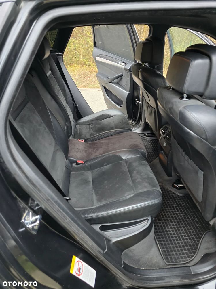 BMW X6 - 24