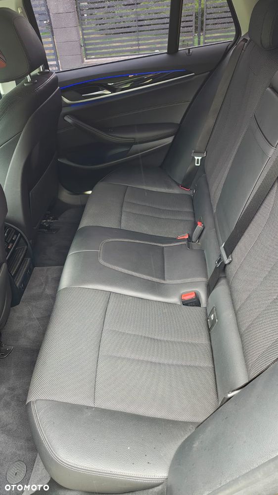 BMW Seria 5 520d Luxury Line sport - 18