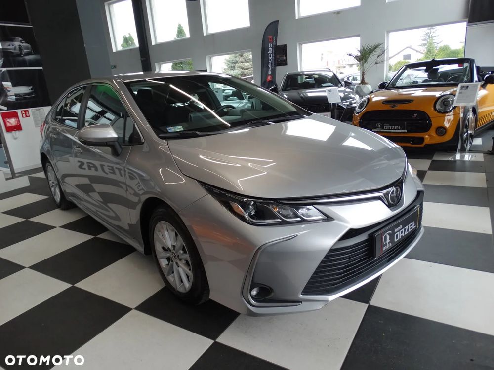 Toyota Corolla - 3