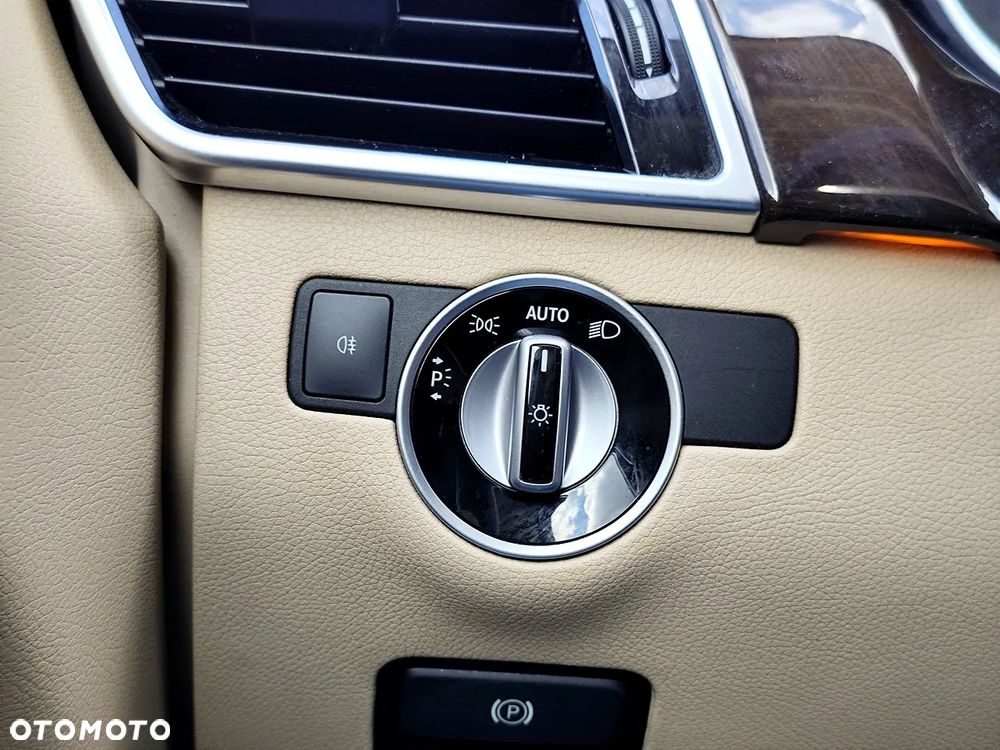 Mercedes-Benz GLS 400 4Matic 9G-TRONIC Exclusive - 22