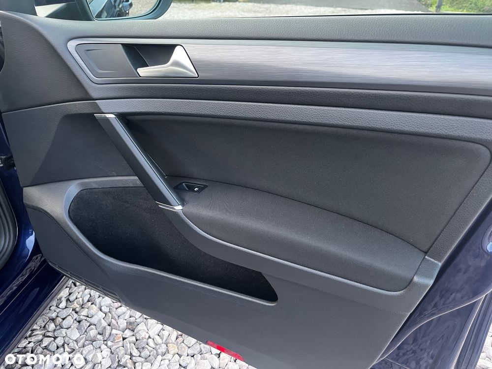 Volkswagen Golf 1.5 TSI BMT Trendline - 34