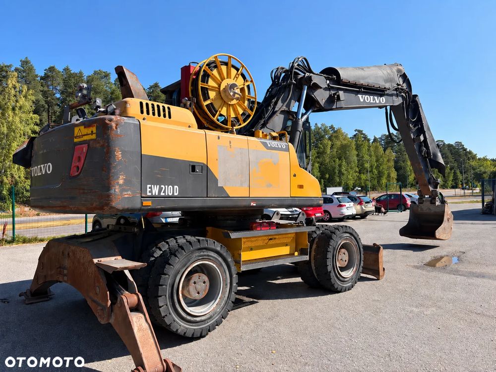 Volvo Ew210D - 3