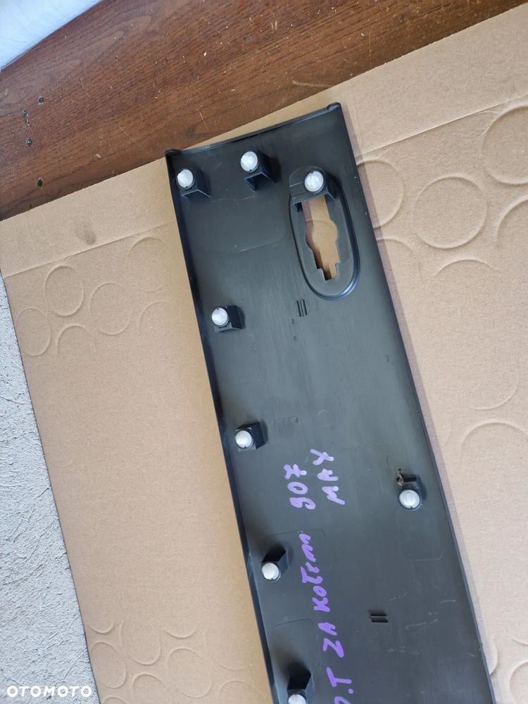 LISTWA TYLNA PRAWA MERCEDES SPRINTER 907 MAX - 12