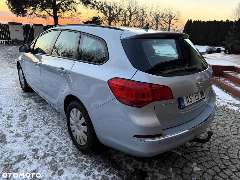Opel Astra 1.6 CDTI Enjoy - 12