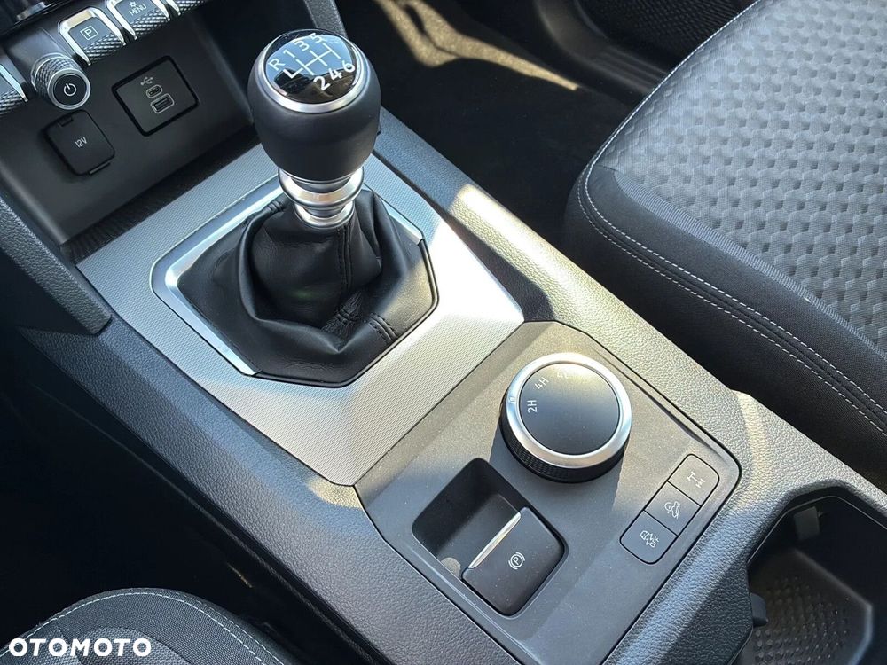 Volkswagen Amarok - 26