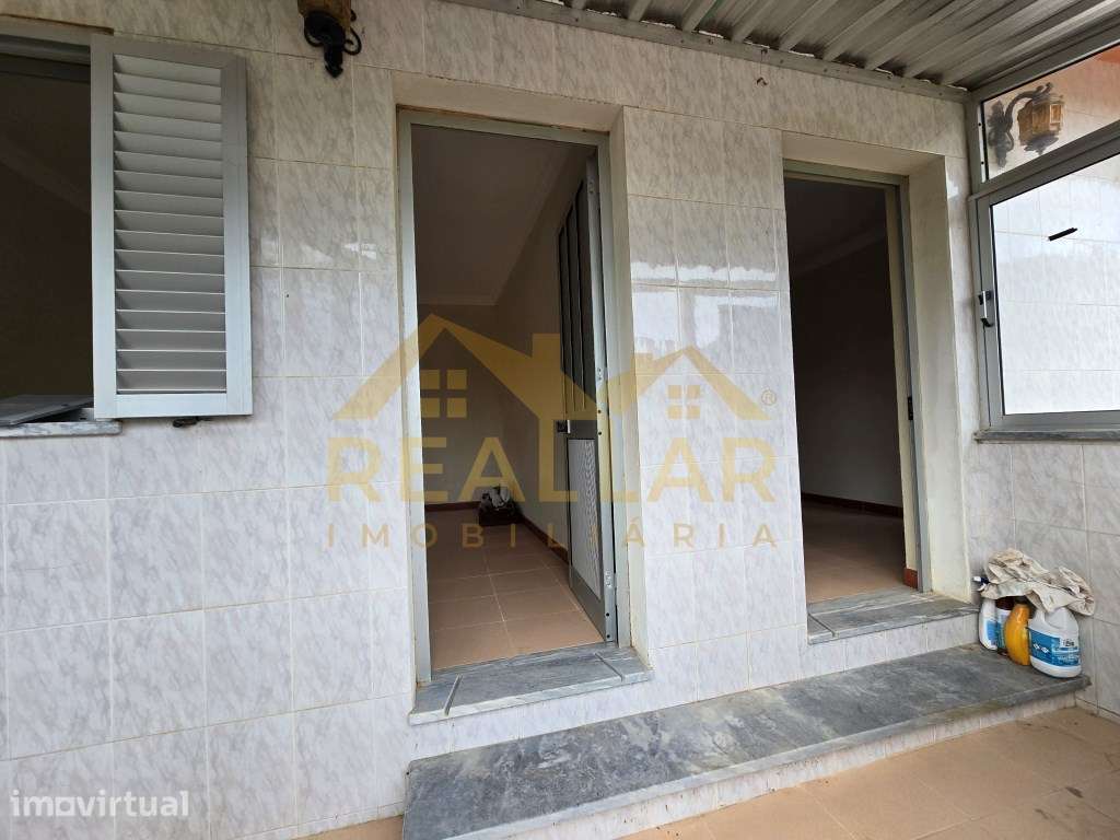 OPORTUNIDADE! Moradia T2 com garagem em Baião - Grande imagem: 5/26