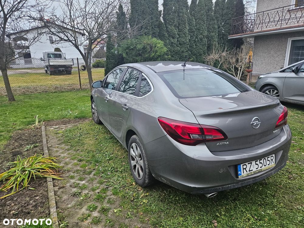 Opel Astra - 9