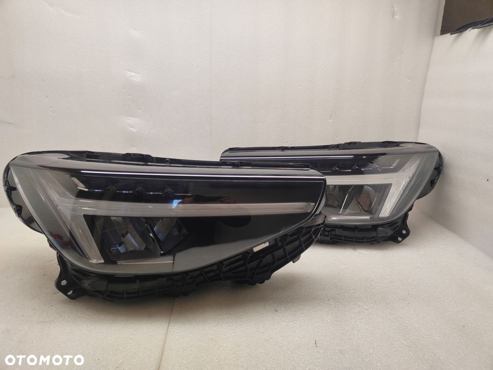 volvo xc40 lift full led base komplet lamp przednich 32338909, 32404665 - 1