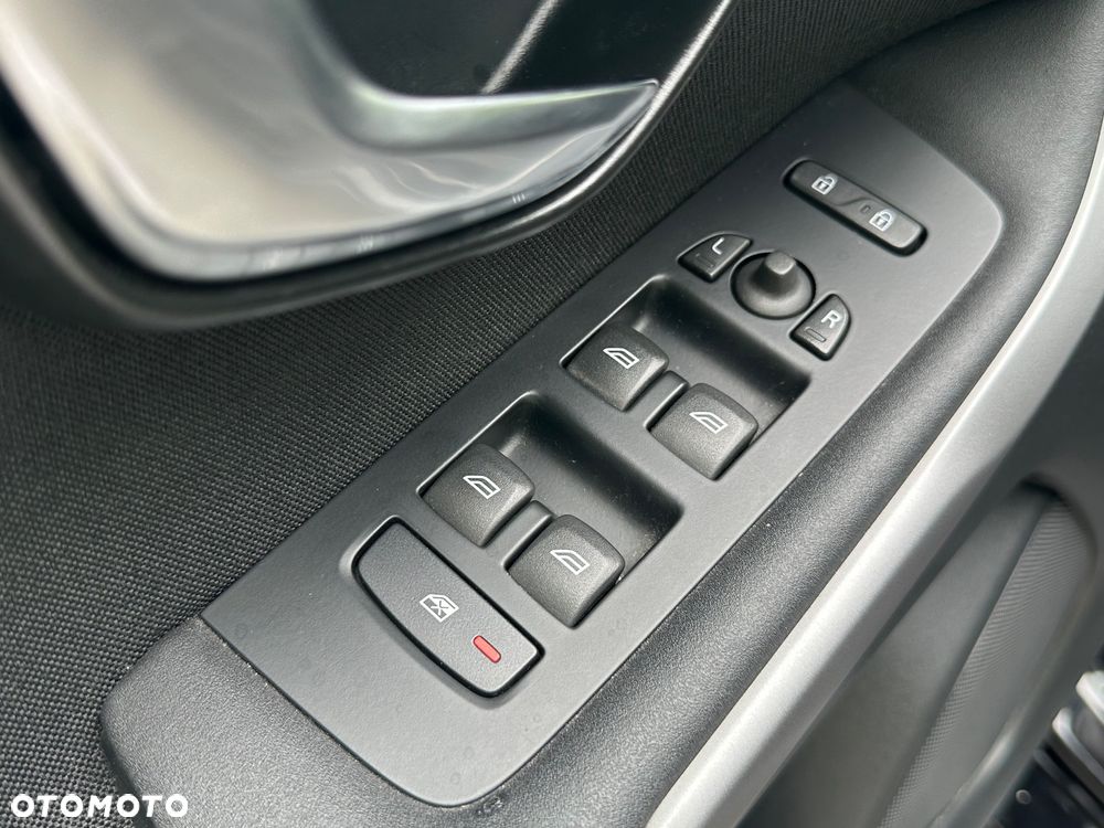 Volvo V40 D2 Kinetic - 18