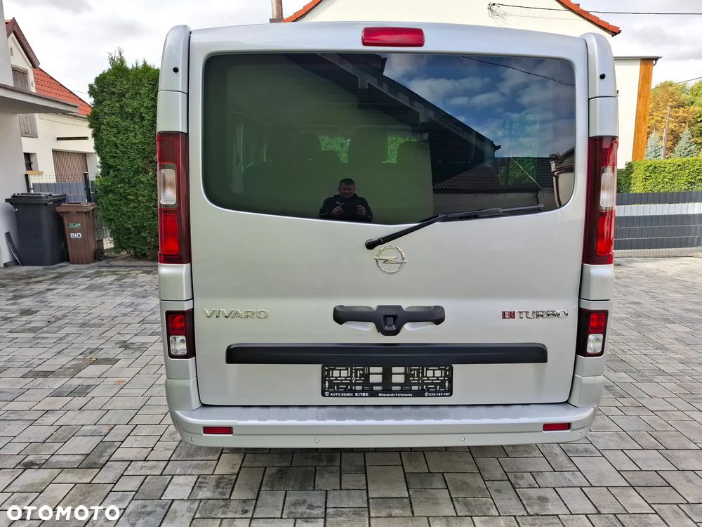 Opel Vivaro - 23