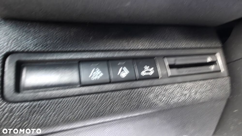 Peugeot 3008 1.5 BlueHDi GT Pack S&S EAT8 - 23