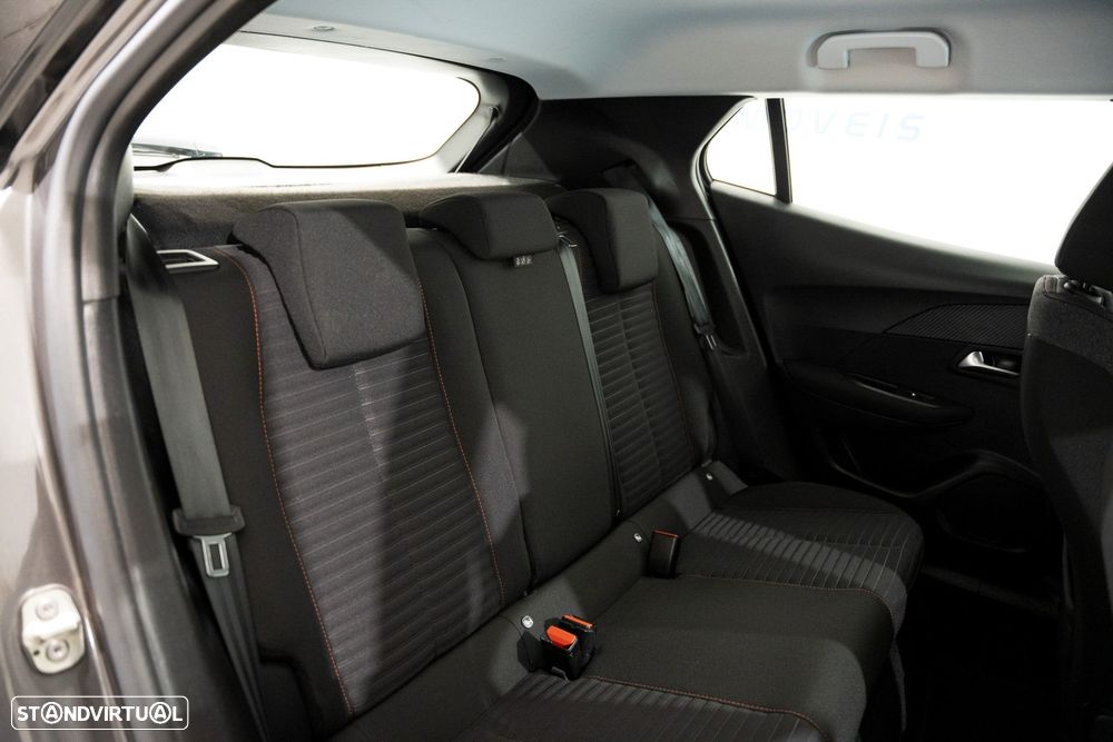 Peugeot 2008 1.5 BlueHDi Active - 11