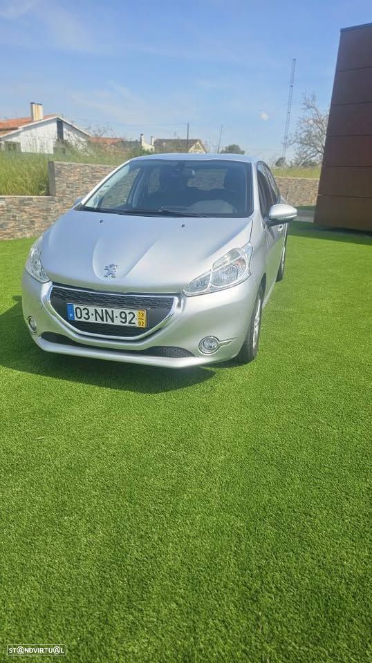 Peugeot 208 1.2 VTi Allure - 2