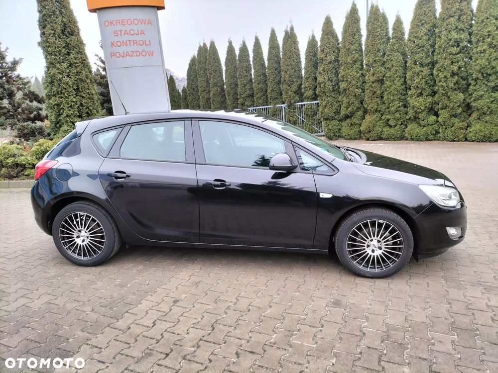 Opel Astra 1.6 Style - 8
