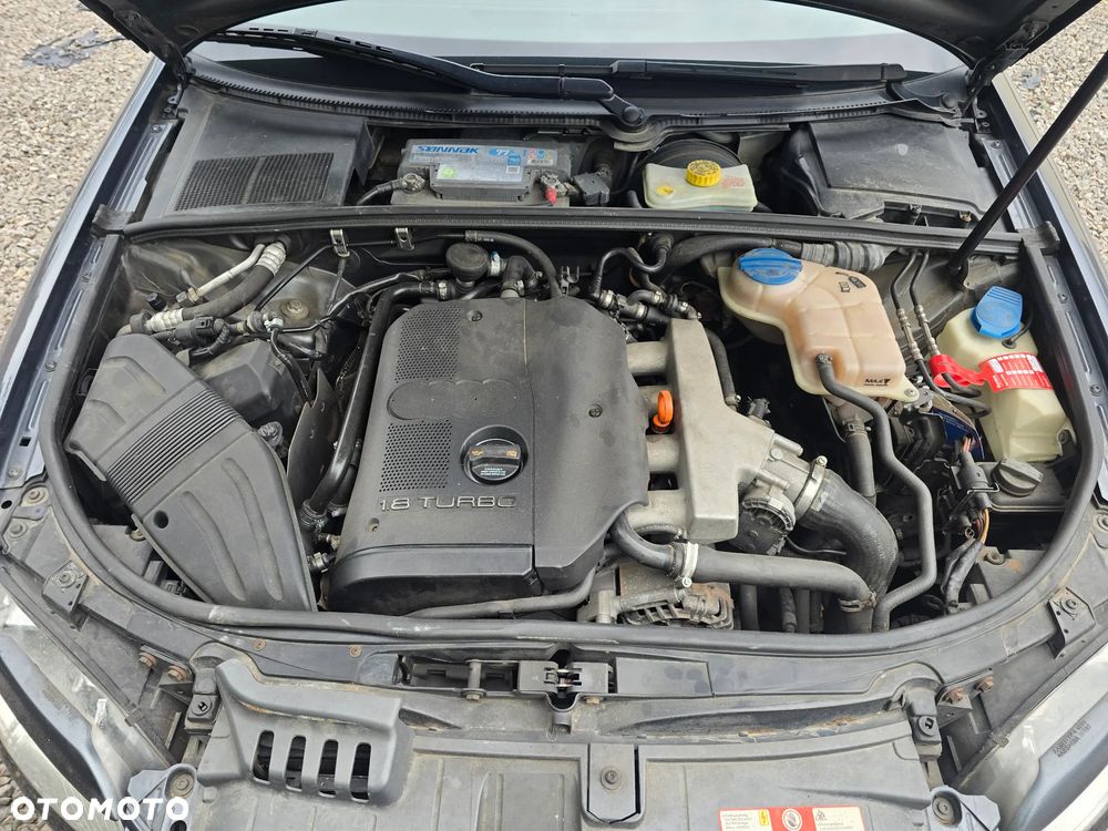Audi A4 Limousine 1.8 T quattro - 24