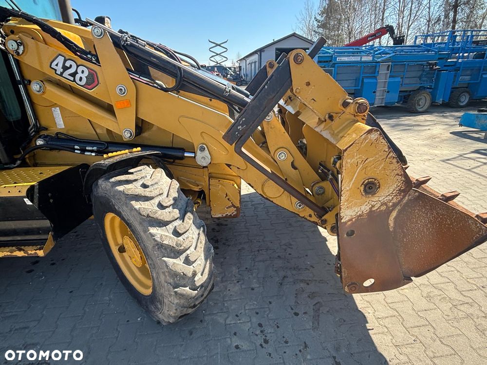 Caterpillar 428 - 4