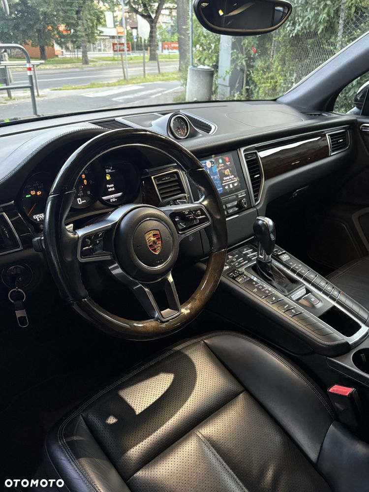 Porsche Macan - 5