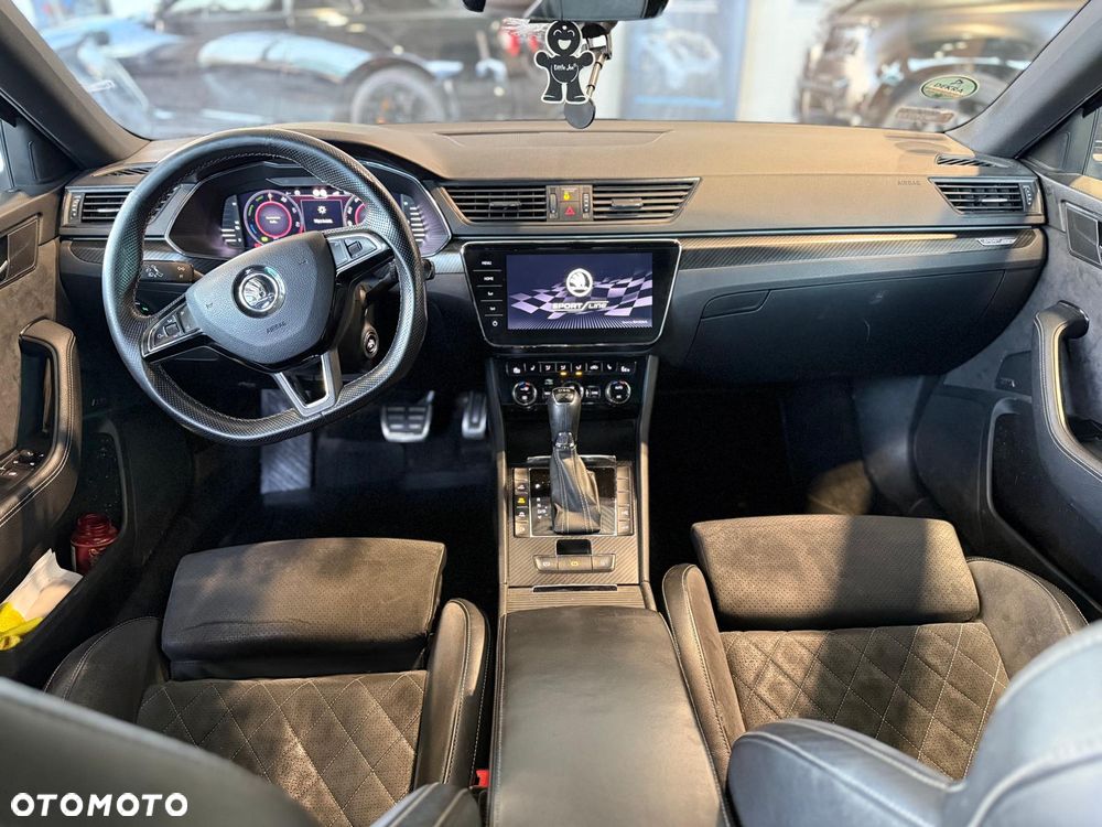 Skoda Superb - 14