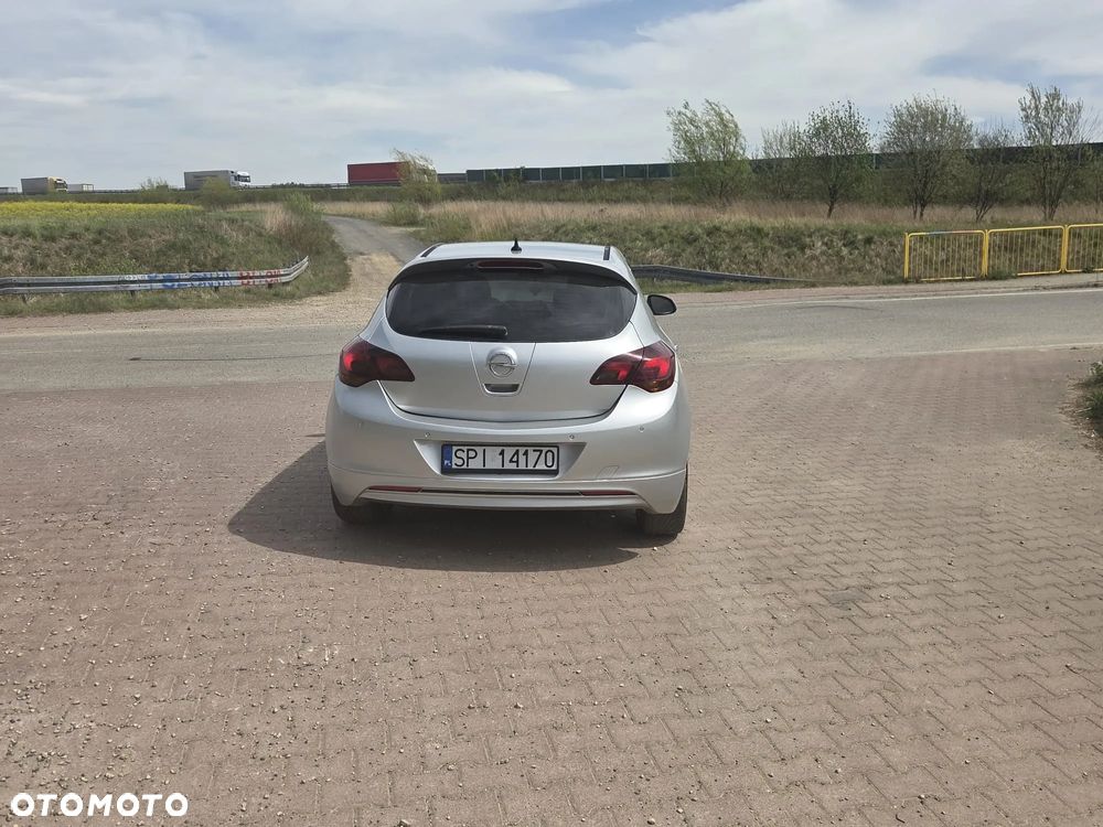 Opel Astra 1.7 CDTI Sport - 2