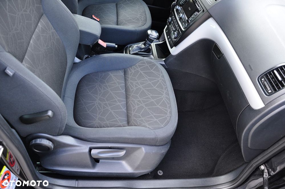 Skoda Yeti 2.0 TDI DSG 4x4 FAMILY - 28