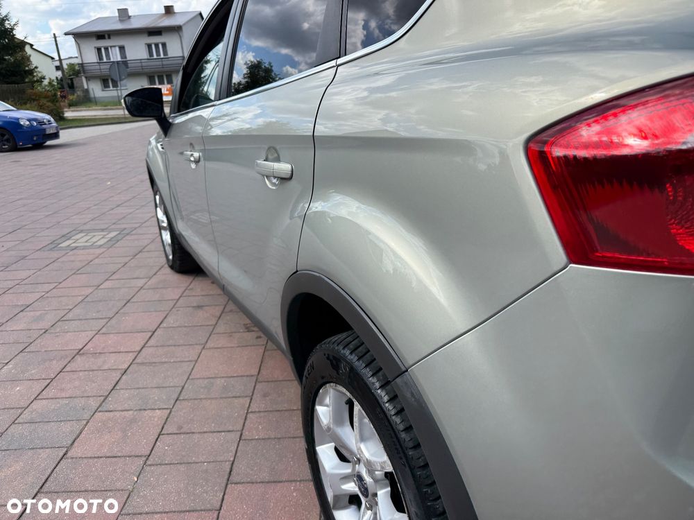 Ford Kuga 2.0 TDCi 4x4 Trend - 14