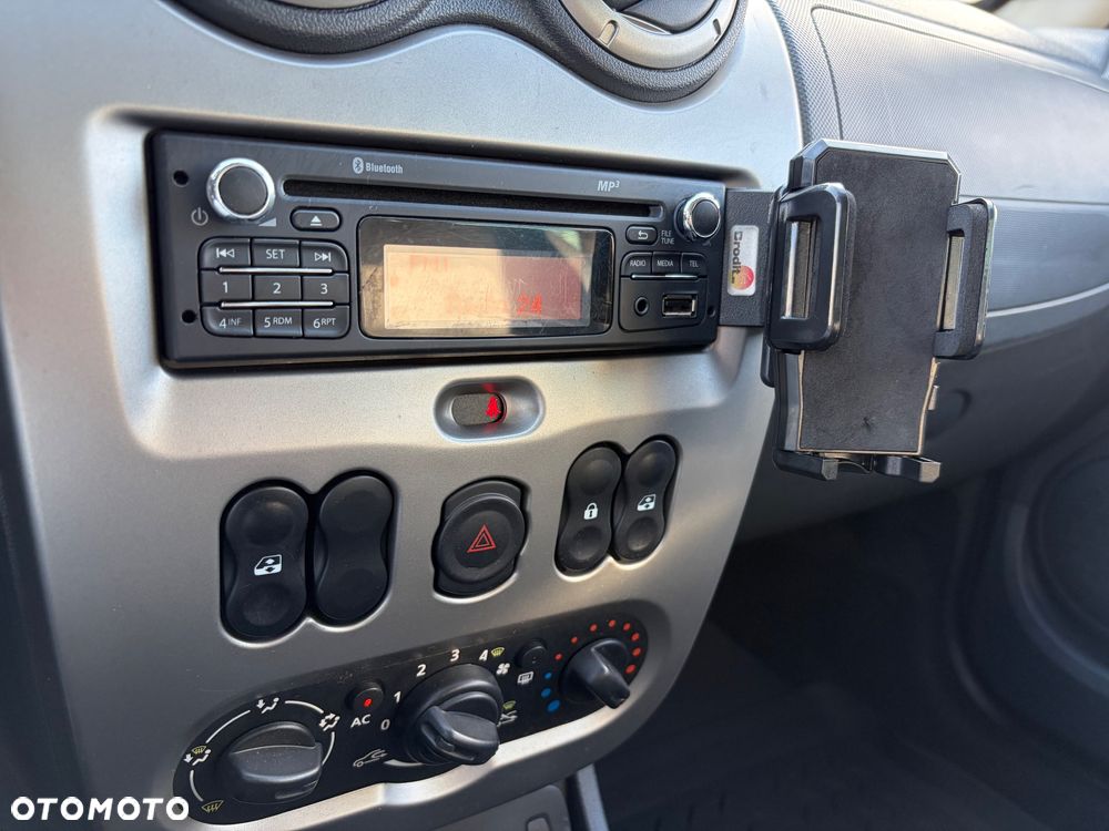 Dacia Duster 1.5 dCi SL Aventure 4x4 - 11