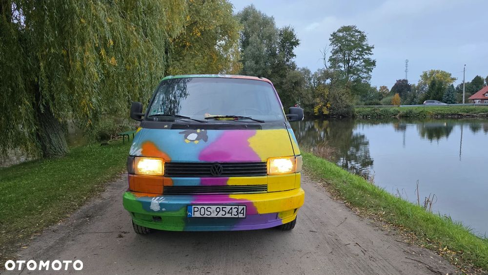 Volkswagen Transporter - 4