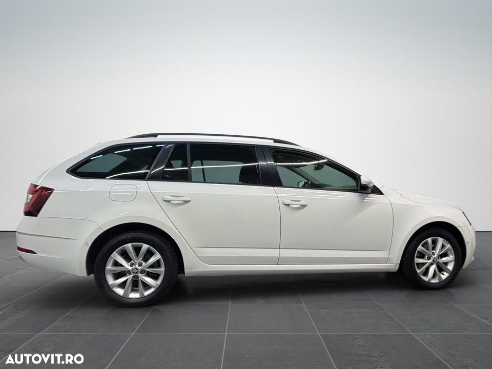 Skoda Octavia - 8