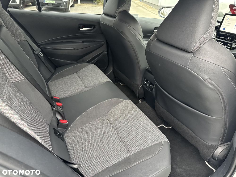 Toyota Corolla 1.8 Hybrid Style - 16