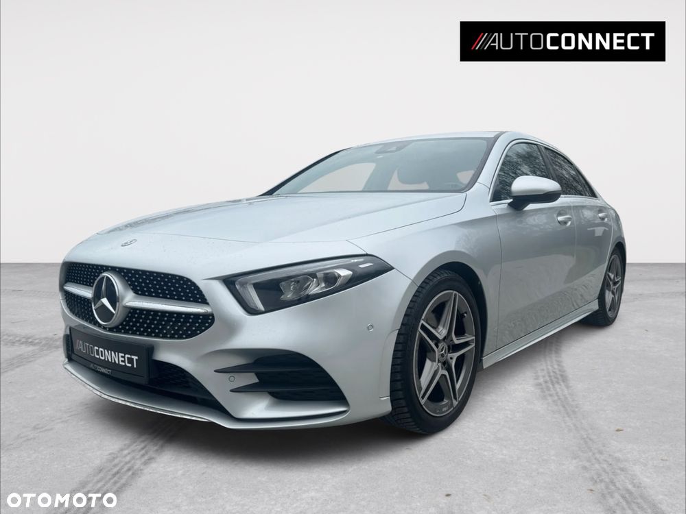 Mercedes-Benz Klasa A 180 AMG Line 7G-DCT