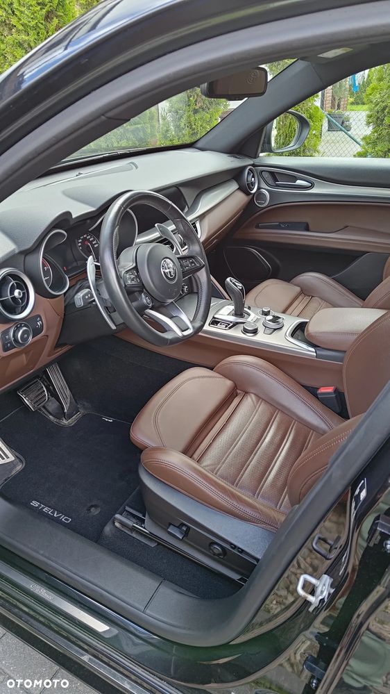 Alfa Romeo Stelvio 2.0 Turbo Veloce Q4 - 3