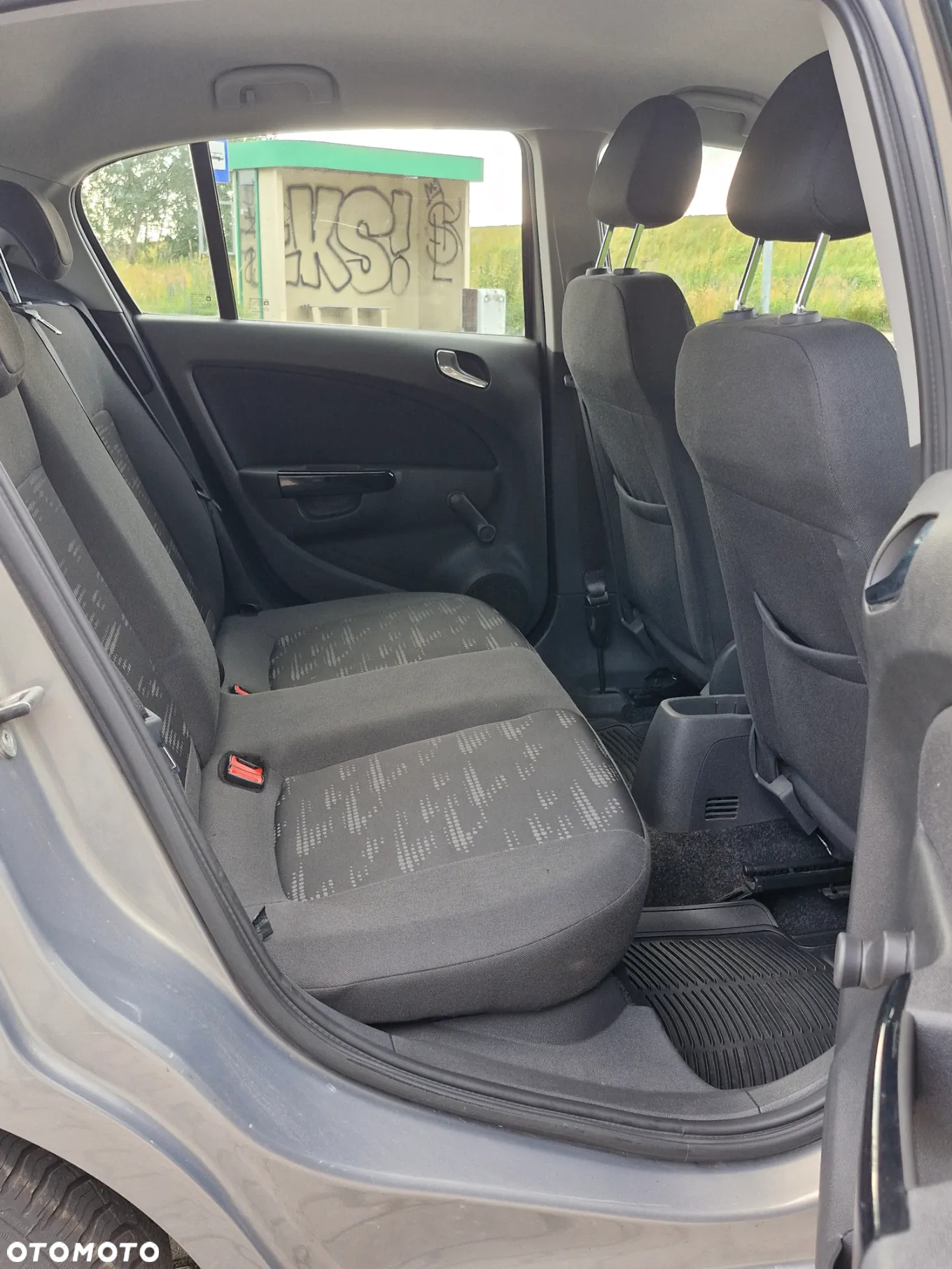 Opel Corsa 1.2 16V Cosmo - 17