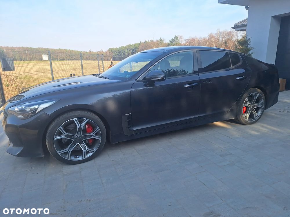 Kia Stinger 3.3 T-GDI V6 GT AWD - 29