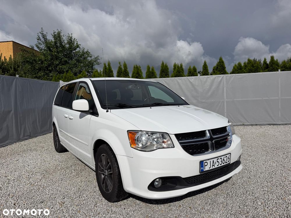 Dodge Caravan - 1