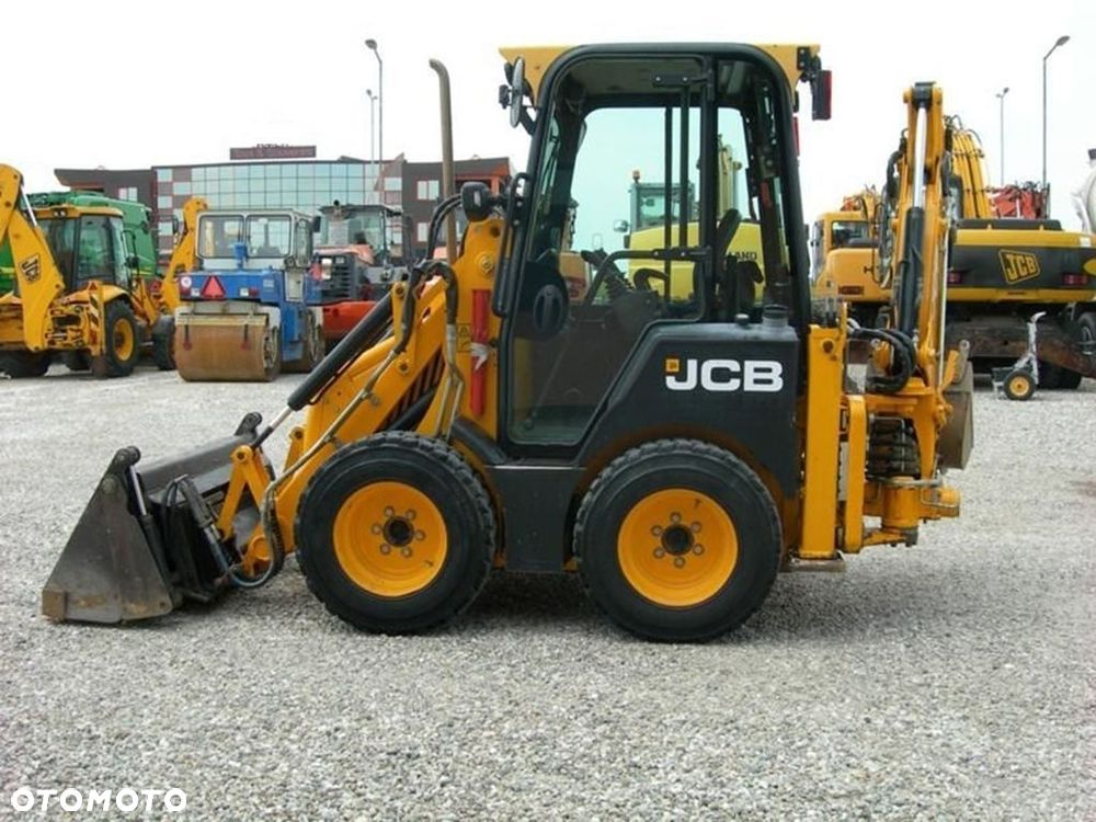 JCB 1CX - 7