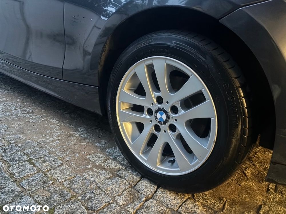 BMW Seria 1 116i - 11