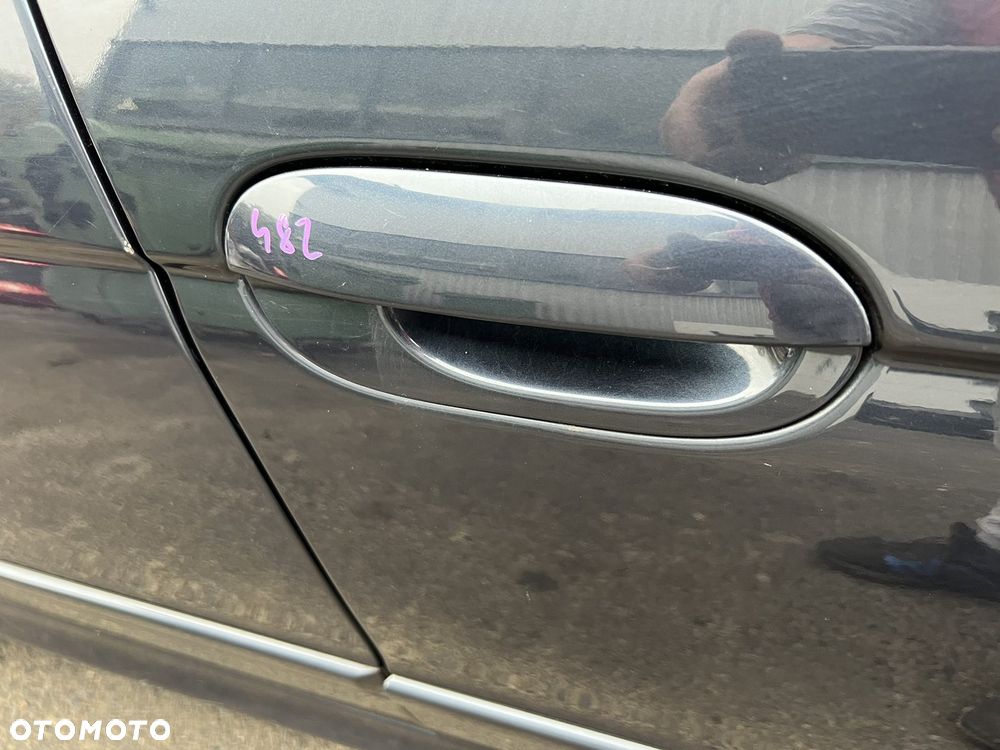 Klamka zewnętrzna prawa Bmw e39 Toledoblau 482 - 2