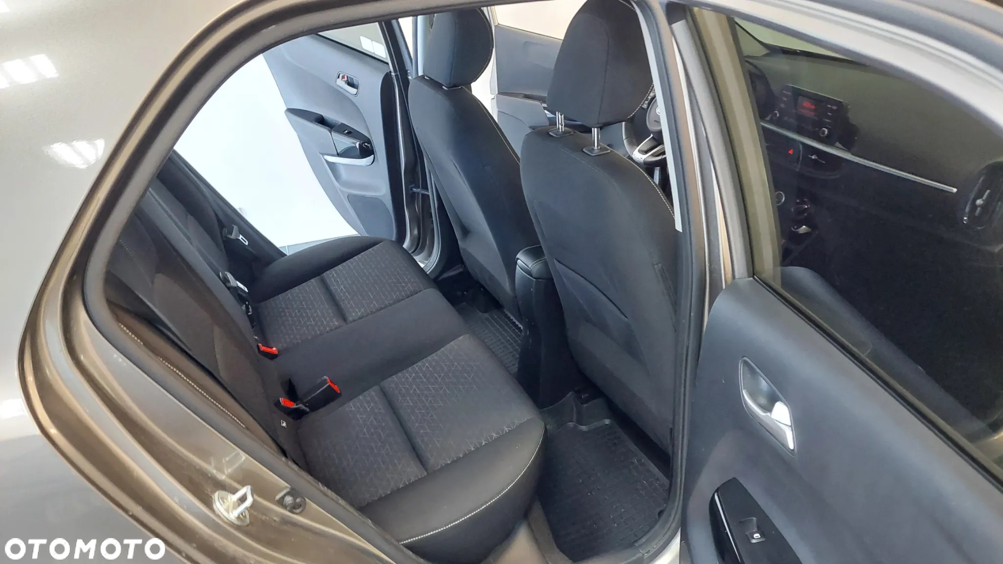 Kia Picanto 1.0 M - 22