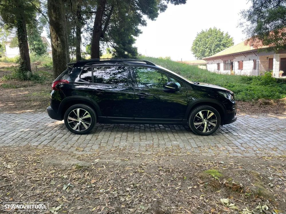 Peugeot 2008 1.2 PureTech GT Line - 9