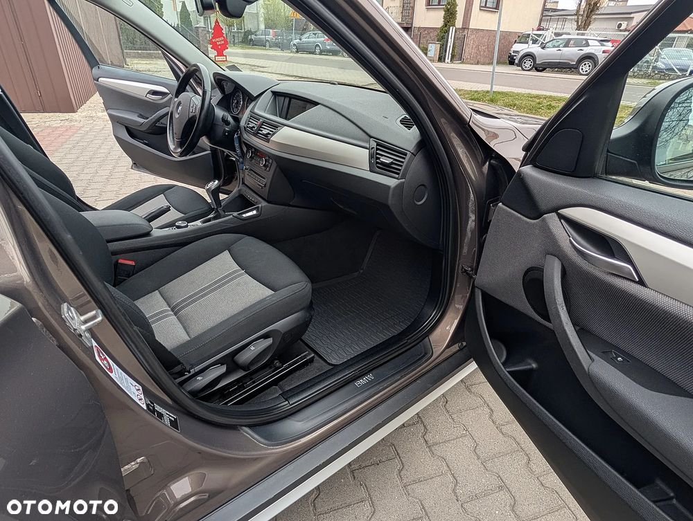 BMW X1 - 24