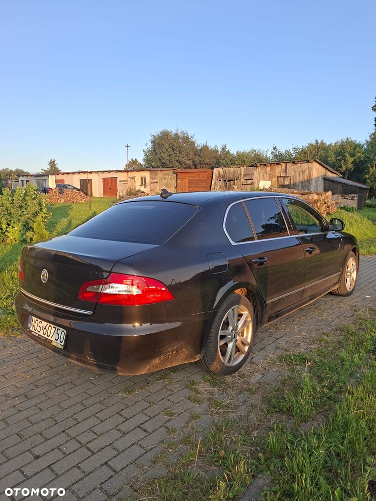 Skoda Superb - 2