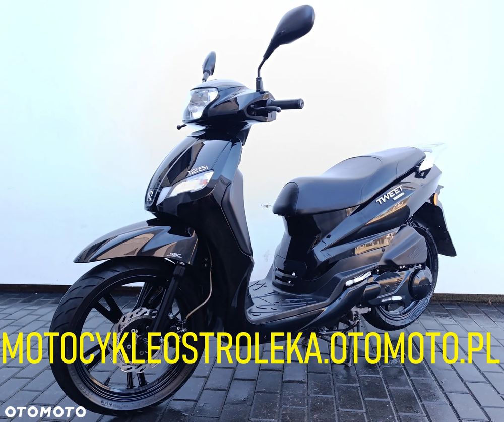 Peugeot Tweet - 2