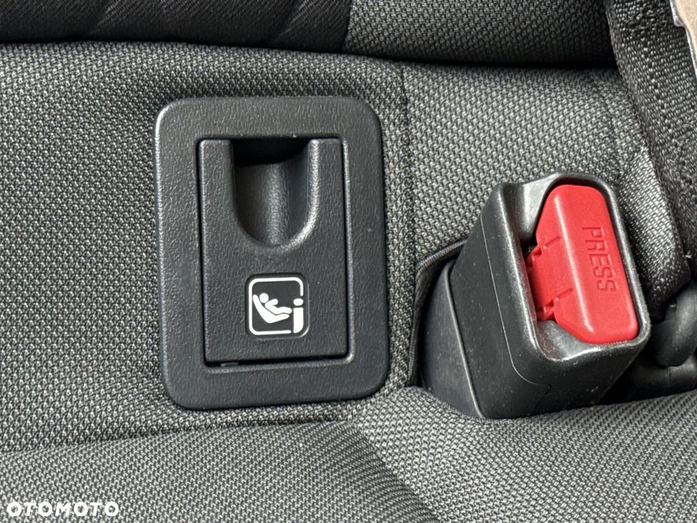Toyota Corolla 1.8 Hybrid Comfort - 24