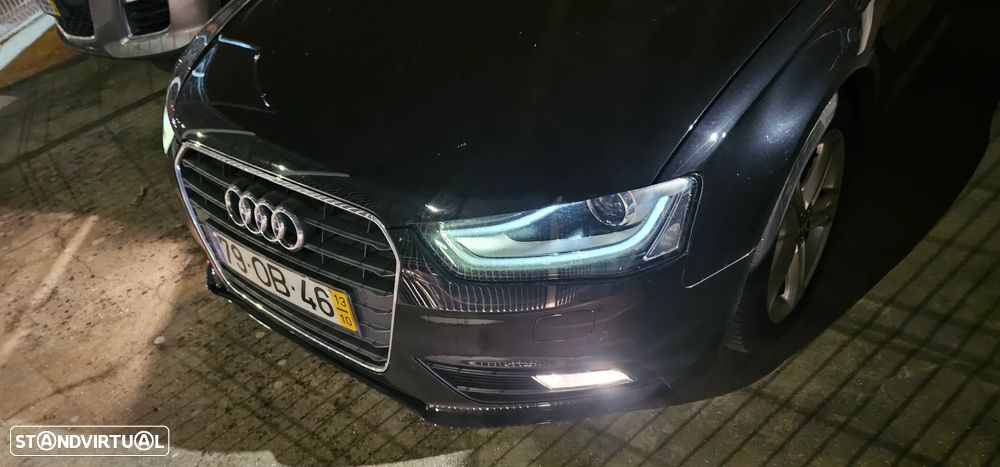 Audi A4 2.0 TDI Business Line Sport - 26