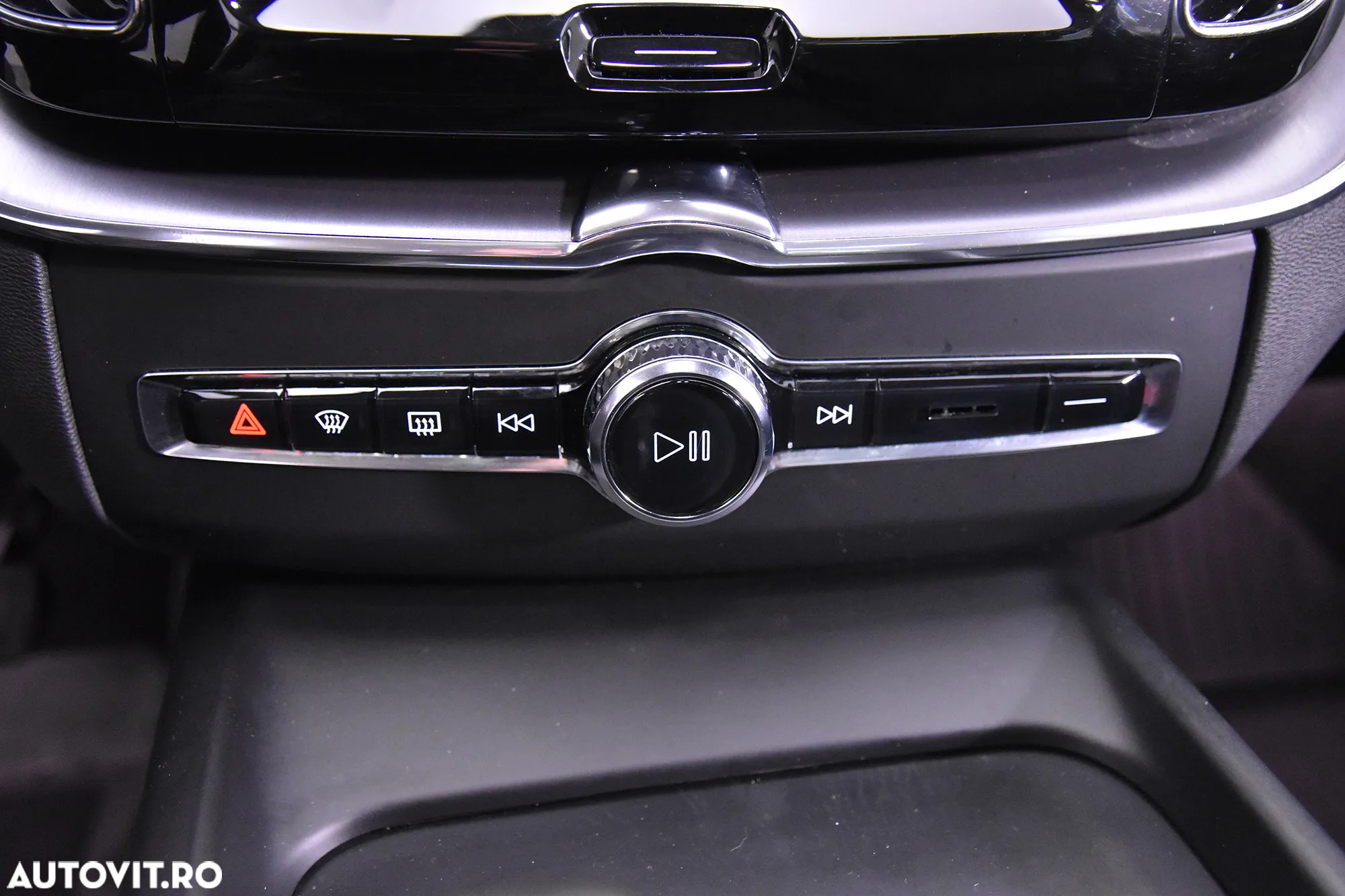 Volvo XC 60 Recharge T8 Twin Engine eAWD Inscription - 16
