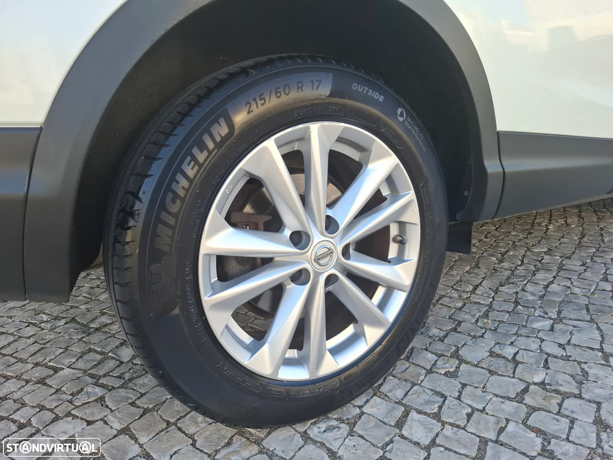 Nissan Qashqai 1.5 dCi N-Connecta - 47